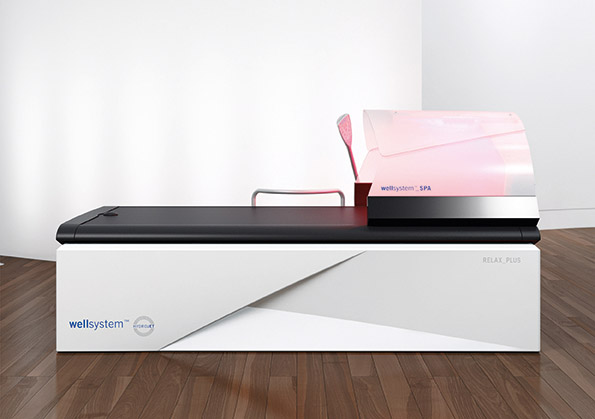 Moderne Wellnessliege mit Lichttherapie
